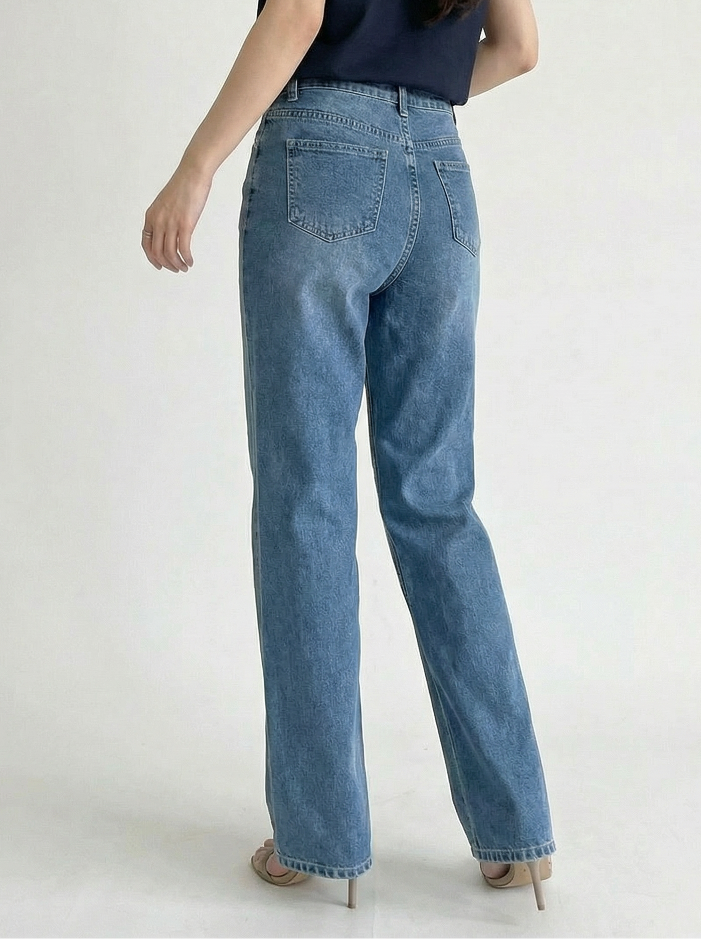 Sloane Straight Leg Jeans