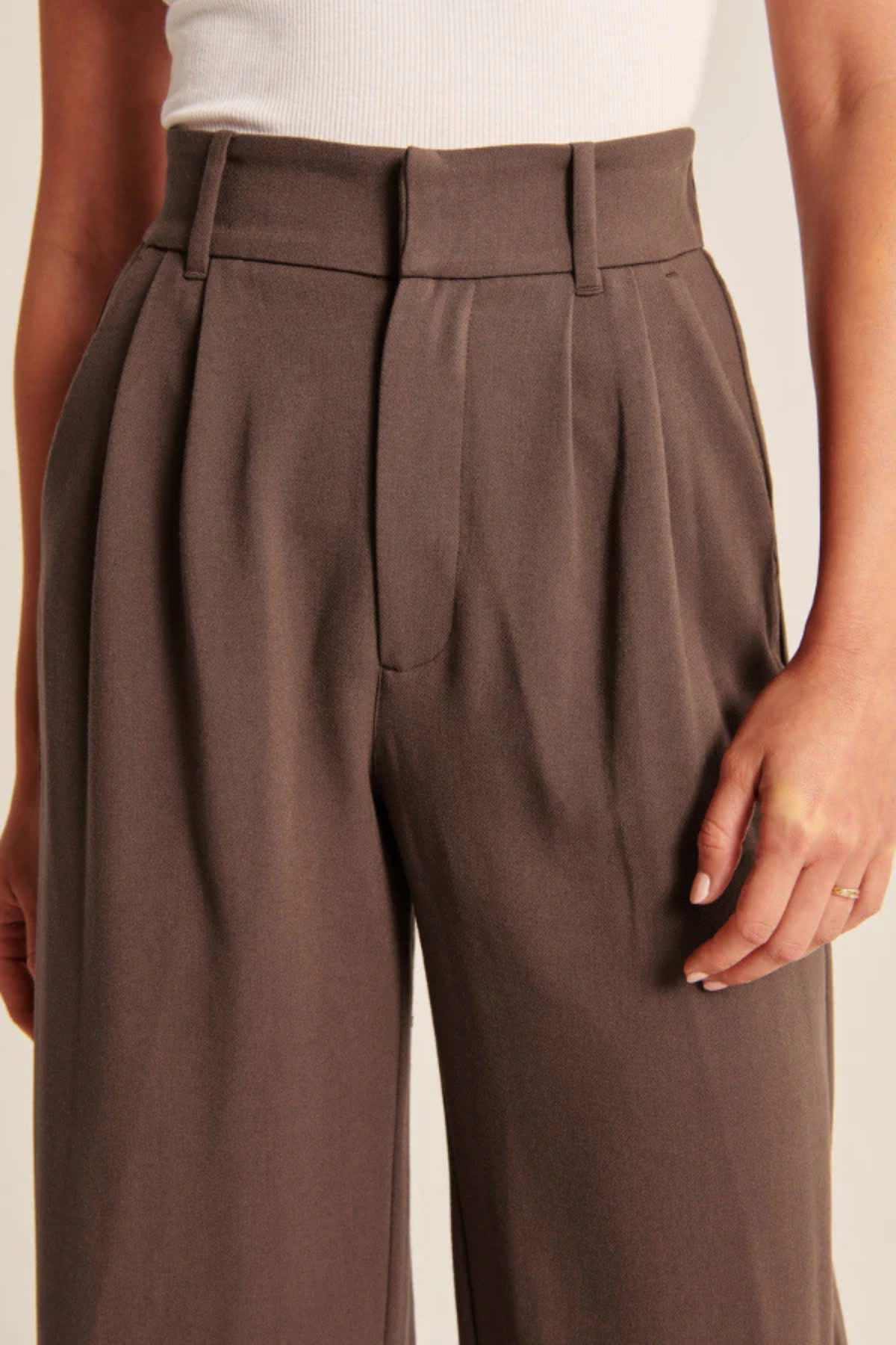 Riviera Chocolate Tailored Pants