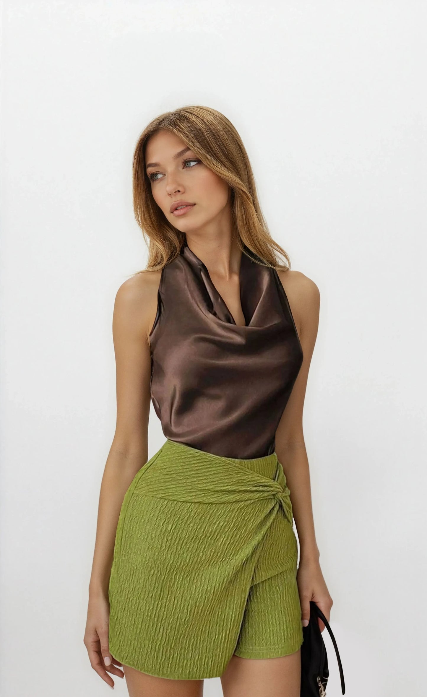 The Leo Cowl