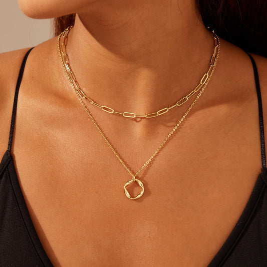 Irregular Ring Loop necklace