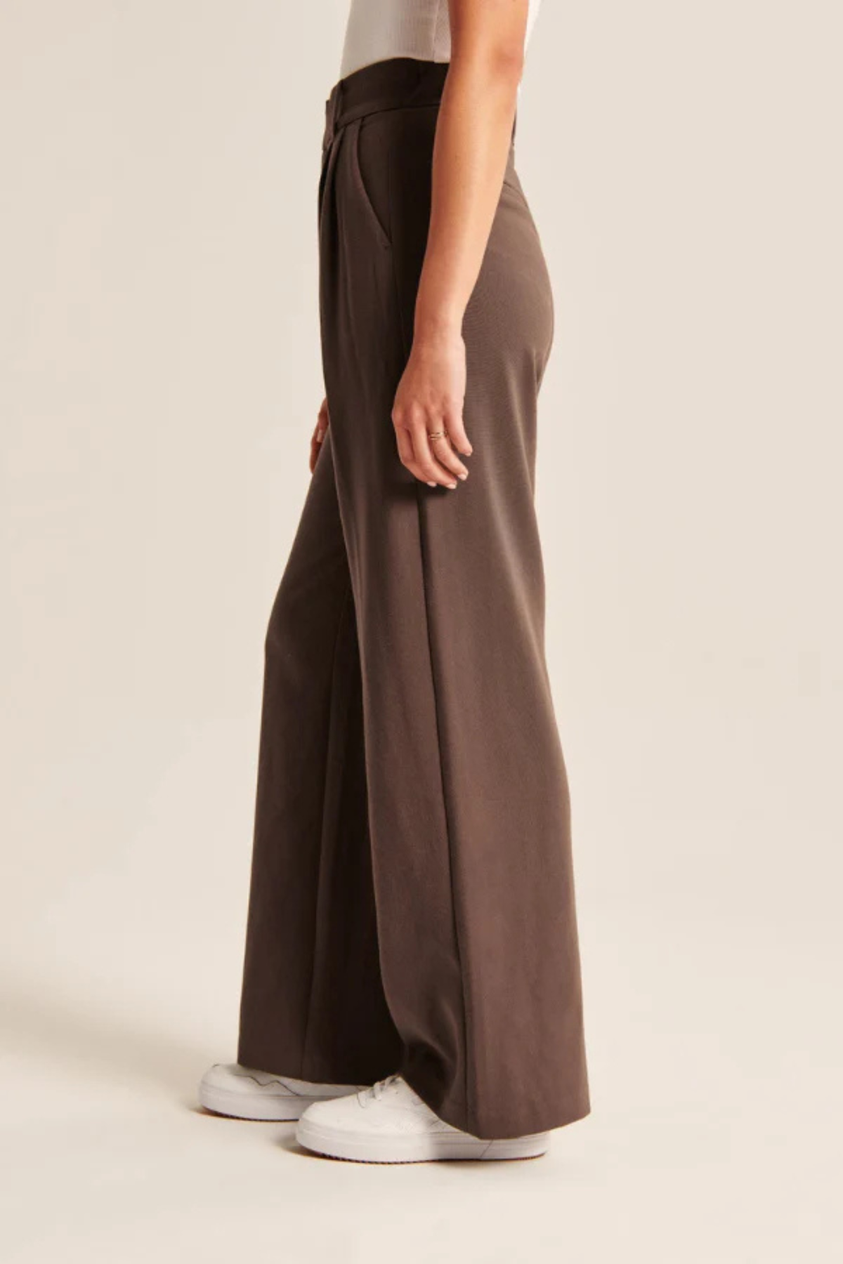 Riviera Chocolate Tailored Pants