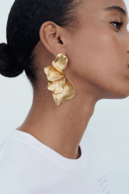Autumn | Women's Textured Metal Leaf Drop Earrings