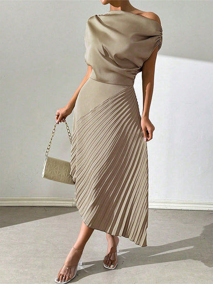 Asymmetrical Design Pleat Dress