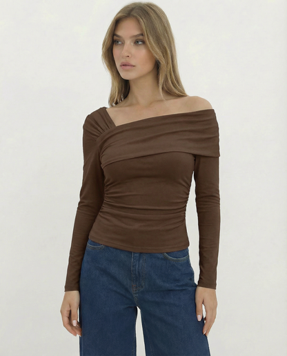 Elowyn Sleek Shoulder Top