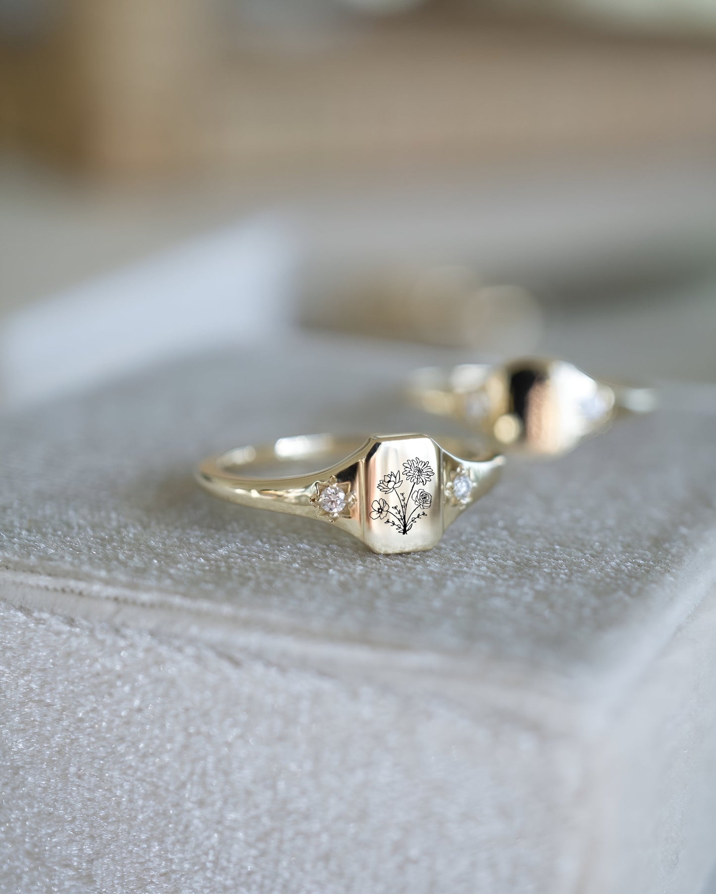 Personalized Birth flower gold ring, Statement flower rings, Dainty Birth flowers ring for women, , Custom flower ring, Minimalist ring